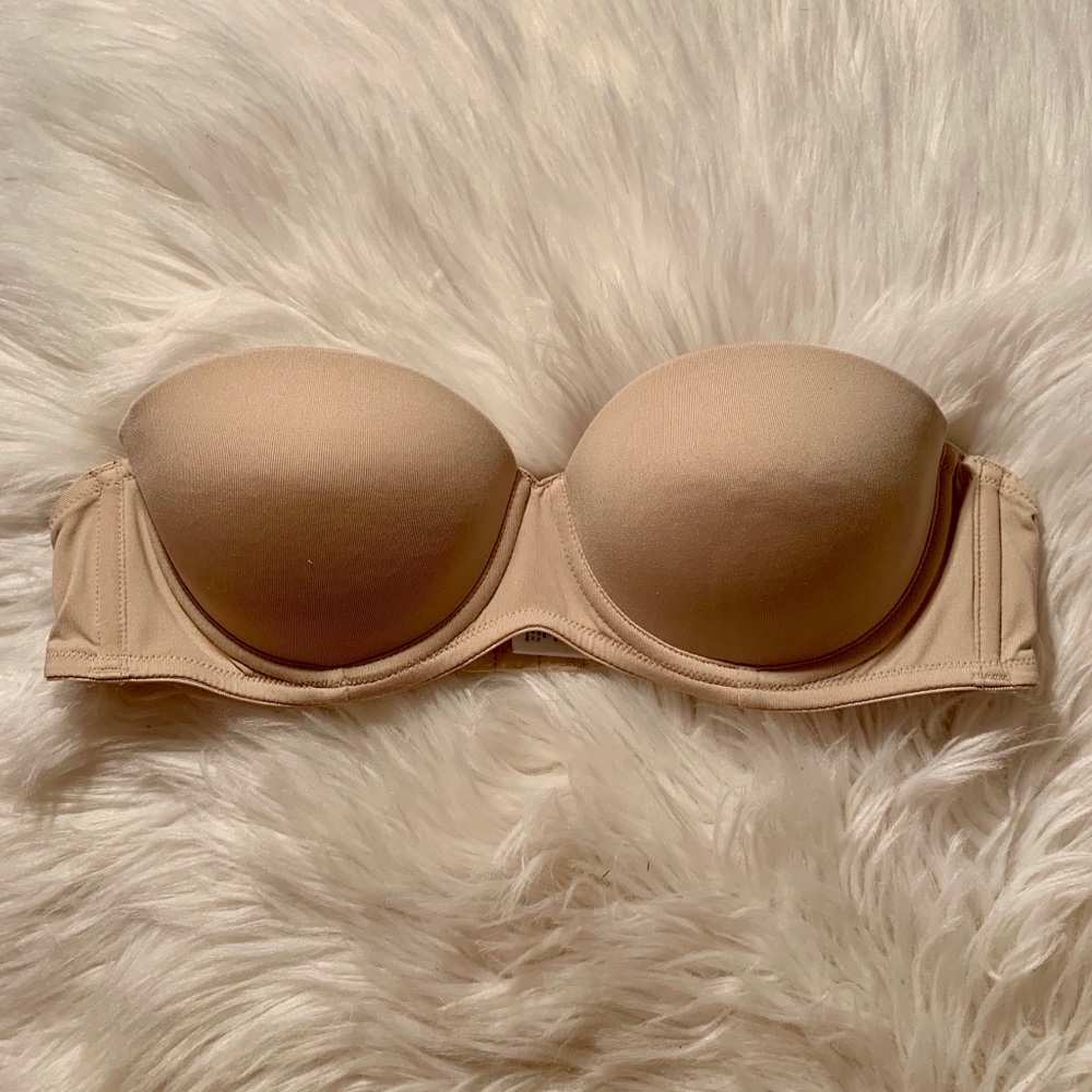🛑🛑SOLD🛑🛑Calvin Klein Strapless bra
